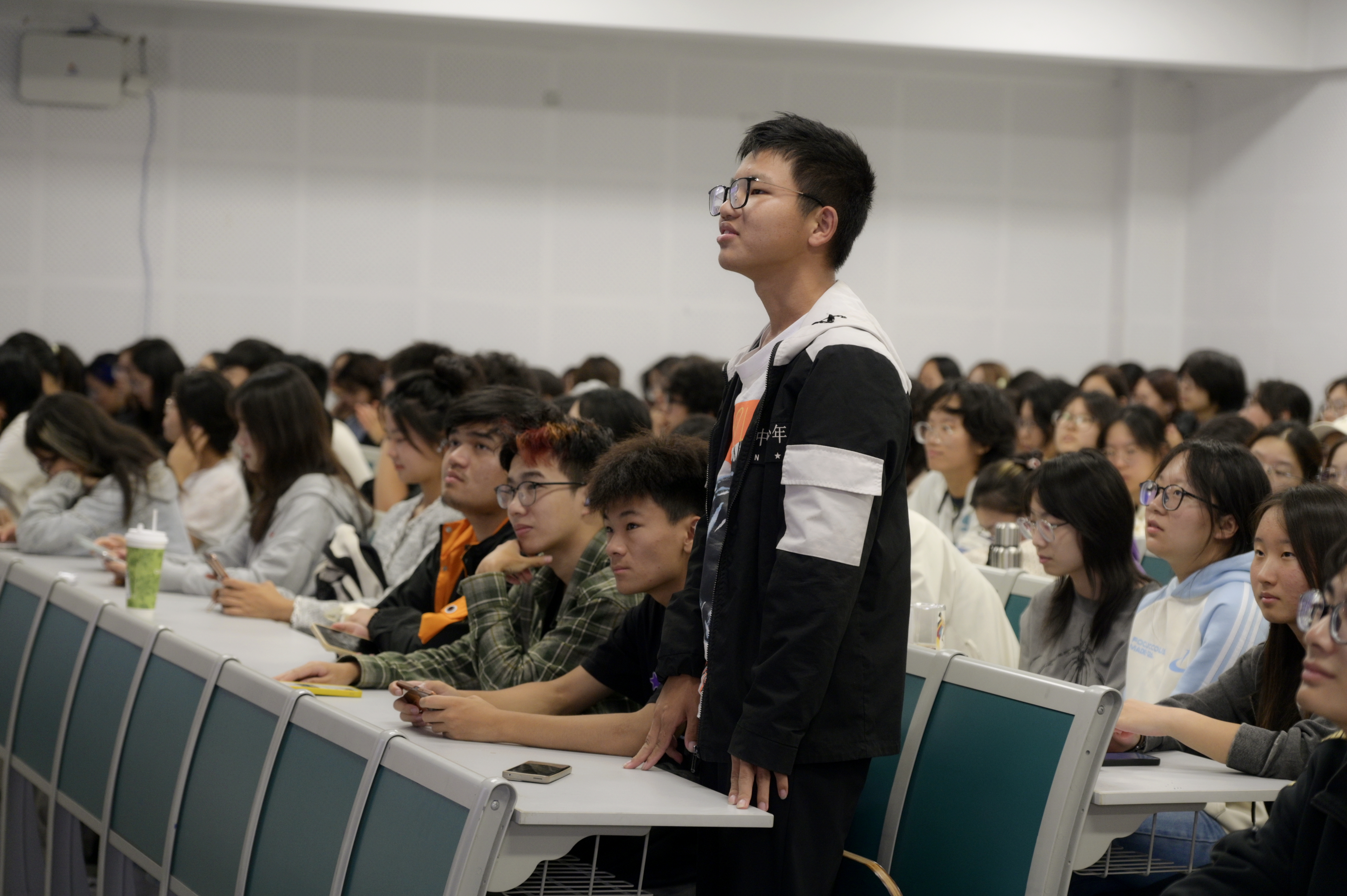 微信图片_20251020194045.jpg 微信图片_20251020194045.jpg