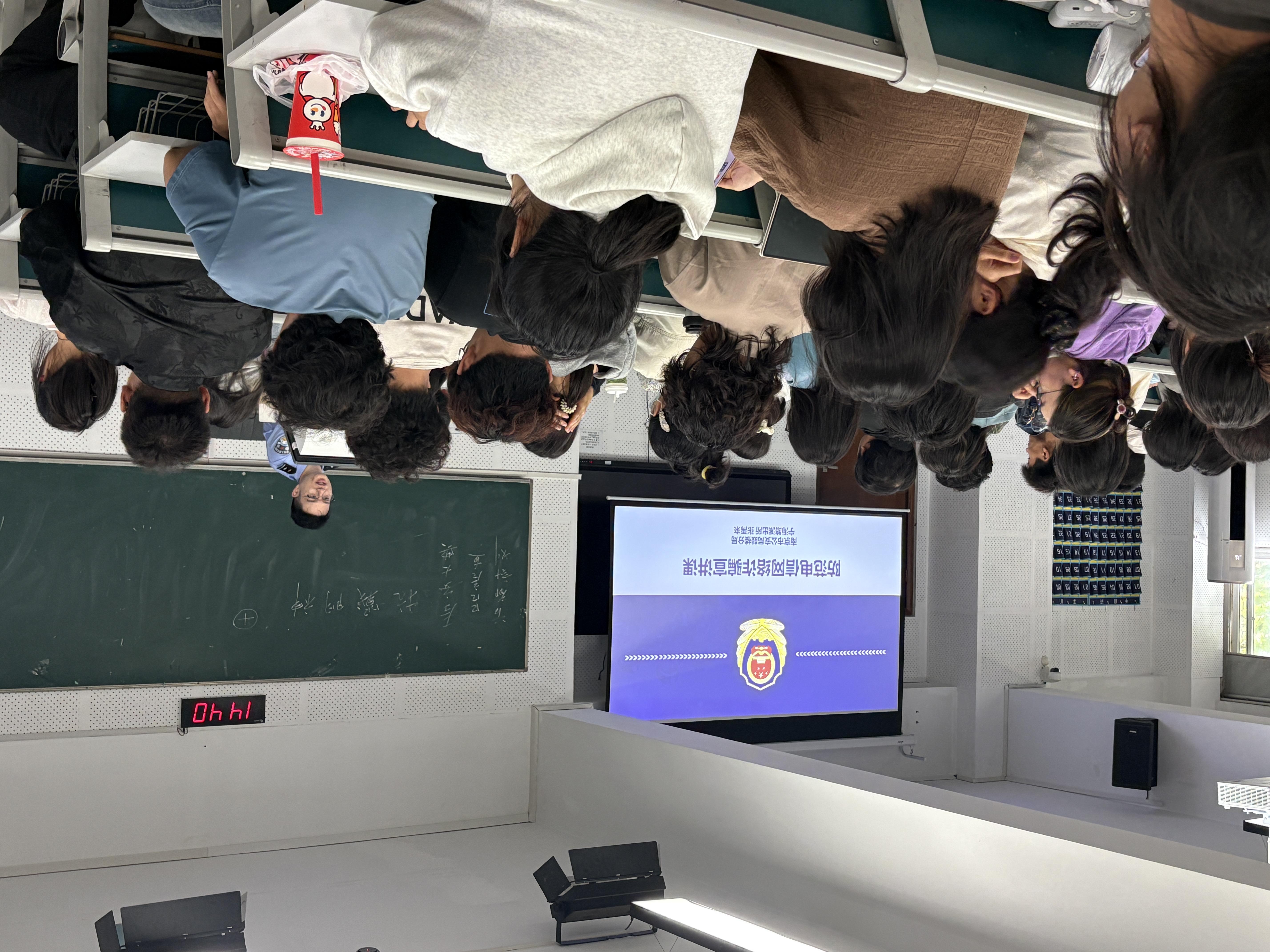 微信图片_20251020193959.jpg 微信图片_20251020193959.jpg